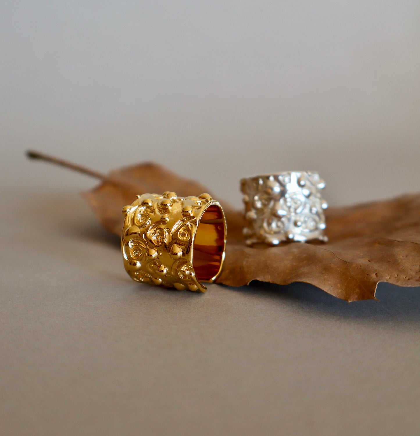 Anillo Rosas