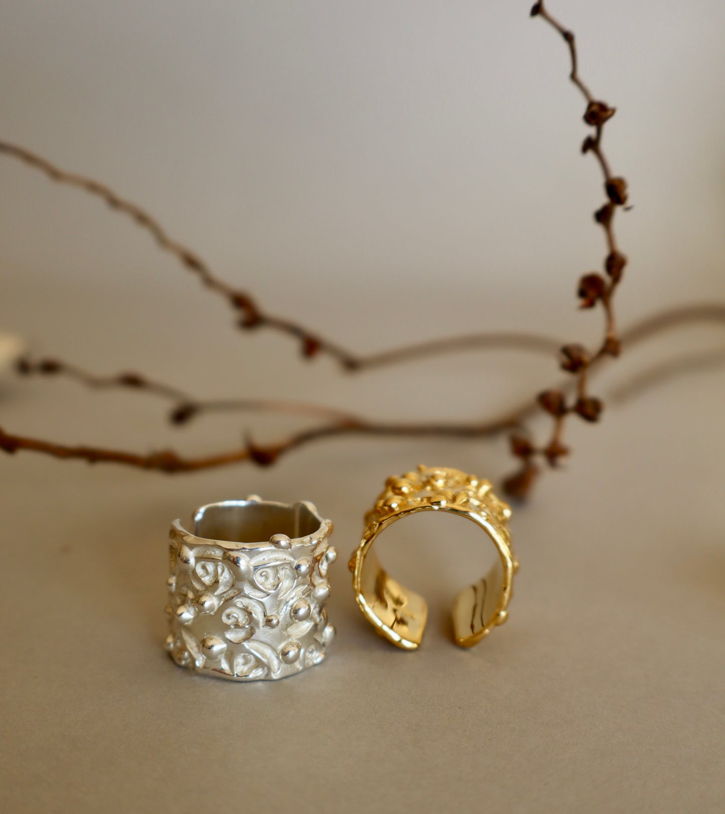 Anillo Rosas
